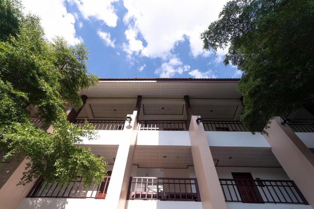 พรรณทิพา เรสซิเด้นซ์  Hotel ขอนแก่น ภายนอก รูปภาพ