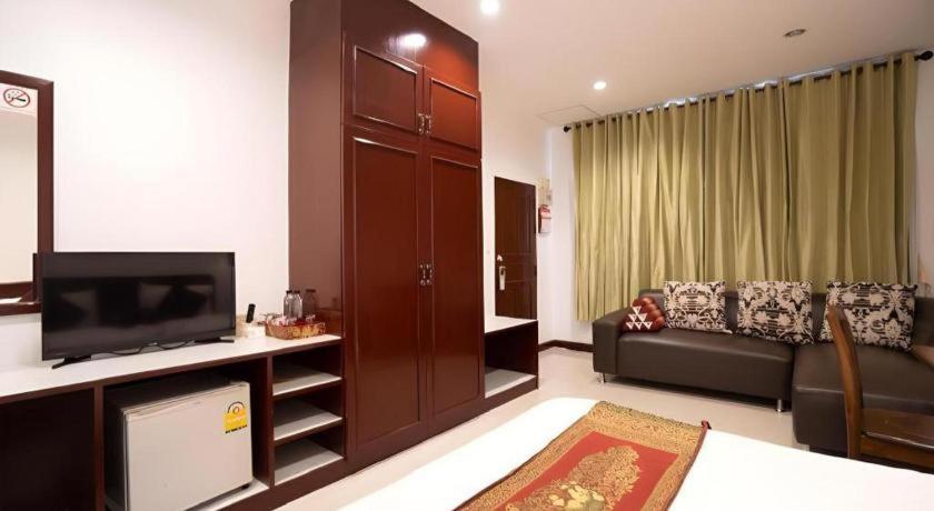 พรรณทิพา เรสซิเด้นซ์  Hotel ขอนแก่น ภายนอก รูปภาพ